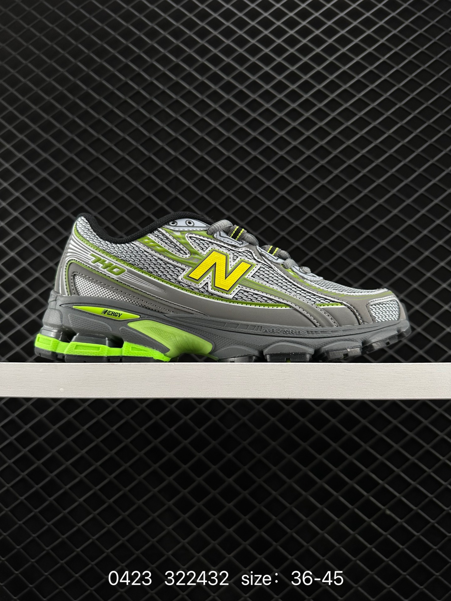 New Balance MR740 NB